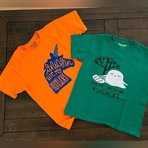 Gildan size XS girls shirts